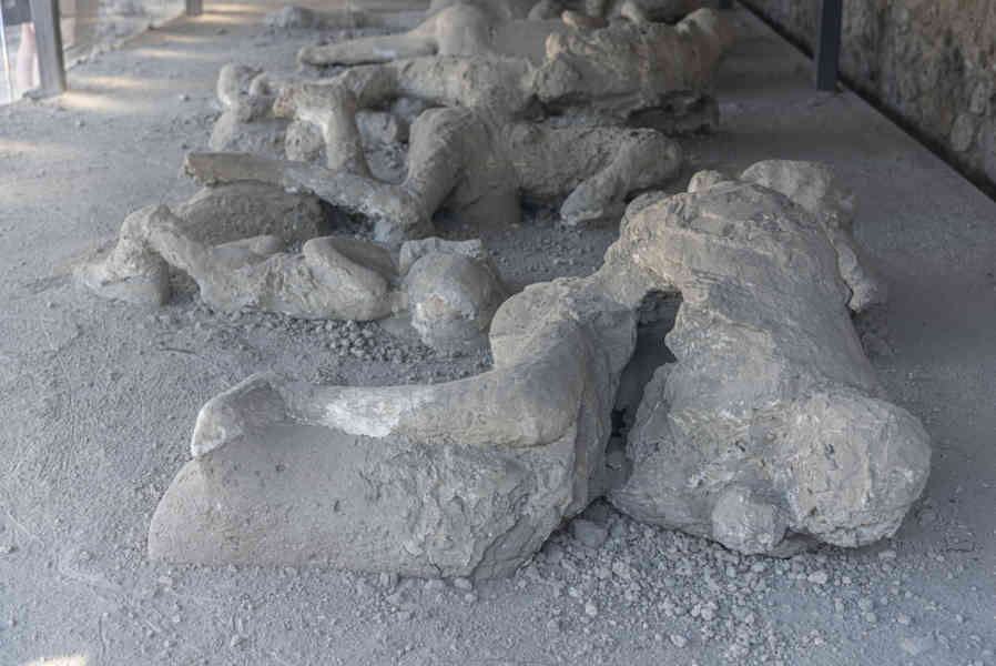 091 - Italia - Pompeya - parque arqueológico de Pompeya - Huerto de los Fugitivos.jpg